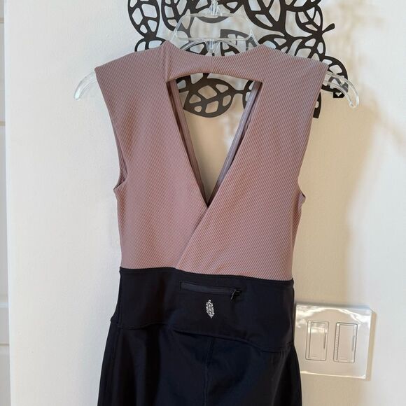 Free People Movement High Beams Onesie XS NWOT - Picture 12 of 16